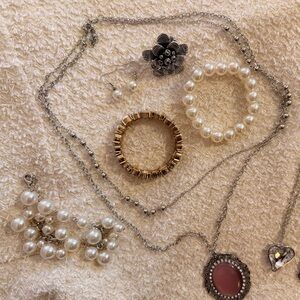 Fashion Jewelry Lot – Pearl Bracelet, Necklaces, Earrings & Statement Pieces